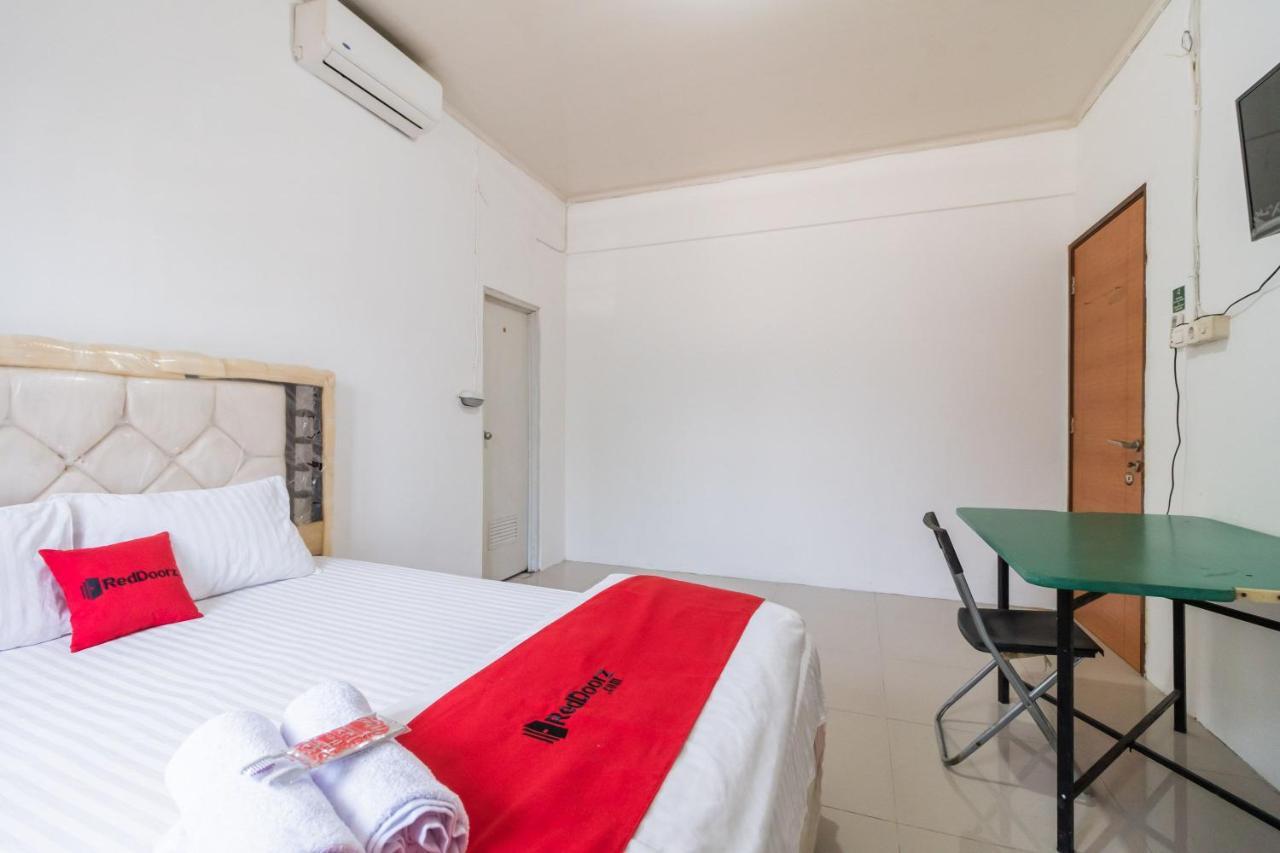 Reddoorz Near Terminal Bubulak Bogor Ξενοδοχείο Εξωτερικό φωτογραφία